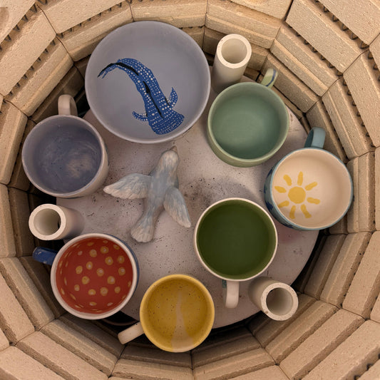 Painting ceramics, Fridays at 17:00